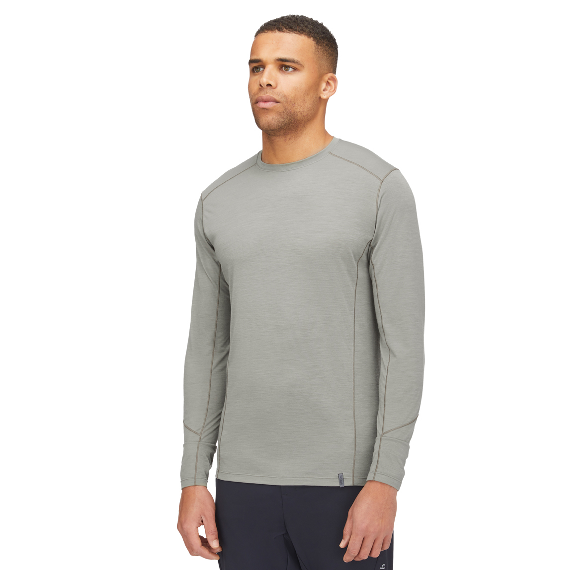 Syncrino_Base_LS_Tee_Stone_QBL_32_STN_Model_Angle