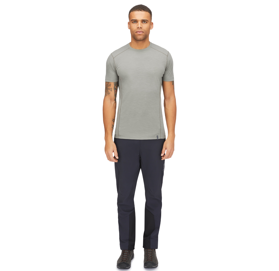 Syncrino_Base_Tee_Stone_QBL_30_STN_Model_Front_Full