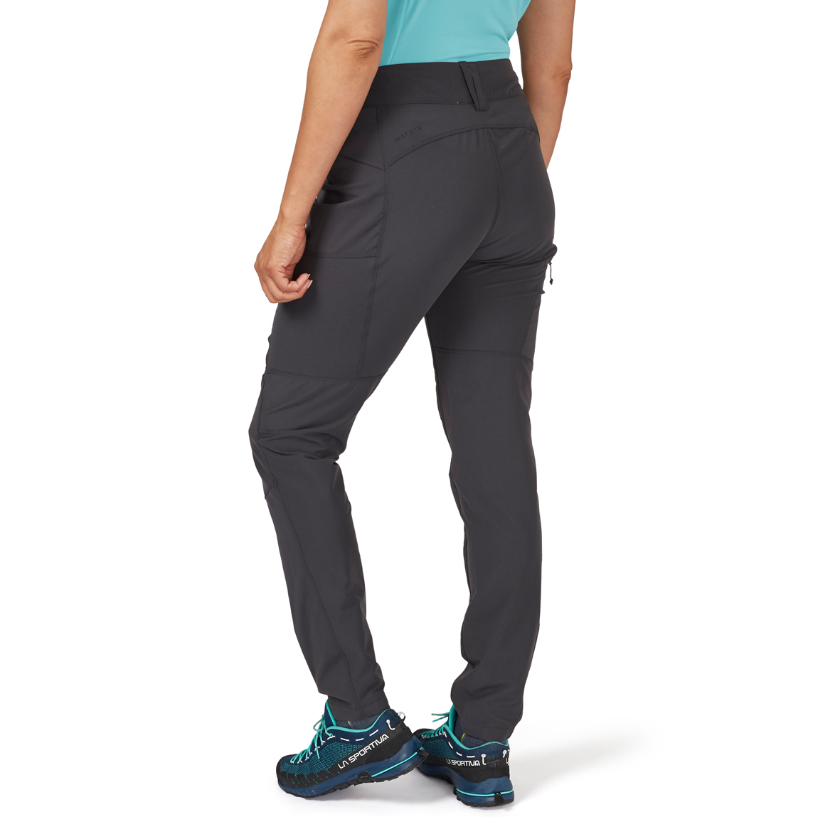 Womens_Incline_Light_Pants_Anthracite_QFV_06_ANT_Model_Back_03
