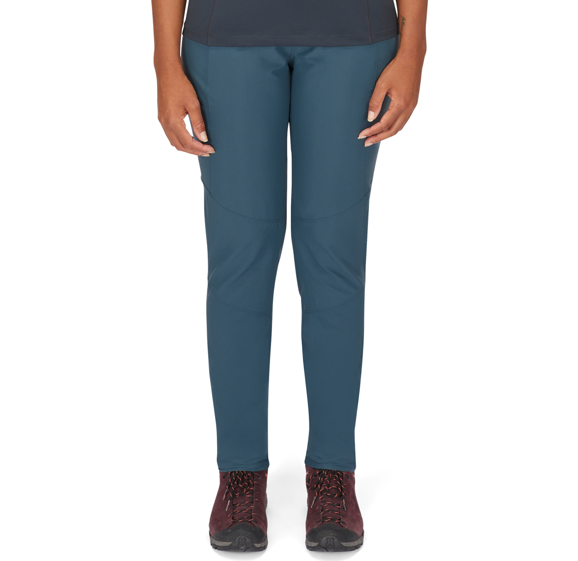Womens_Incline_Light_Pants_OrionBlue_QFV_06_ORB_Model_Front_Crop