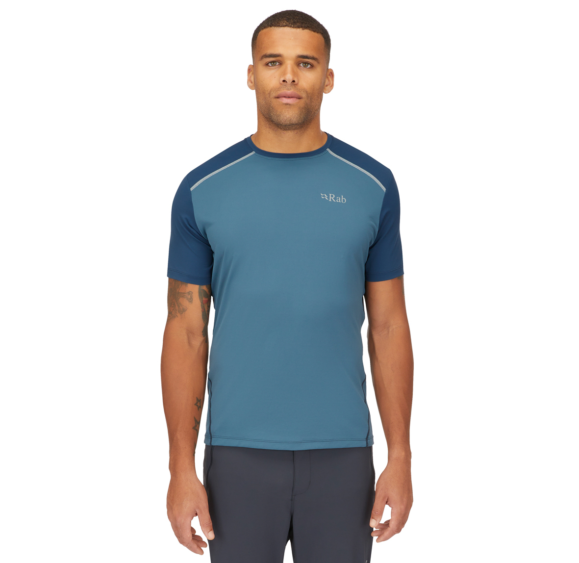 Force_Tee_OrionBlue_TempestBlue_QBL_05_OBT_Model_Front_Crop