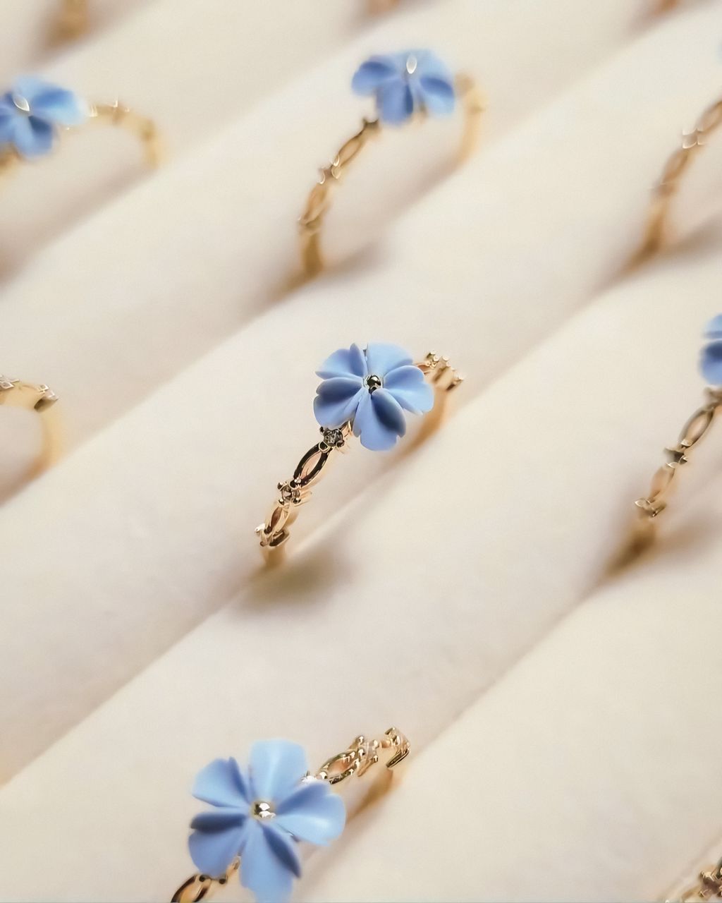 Debunga Ring in Ethereal Blue