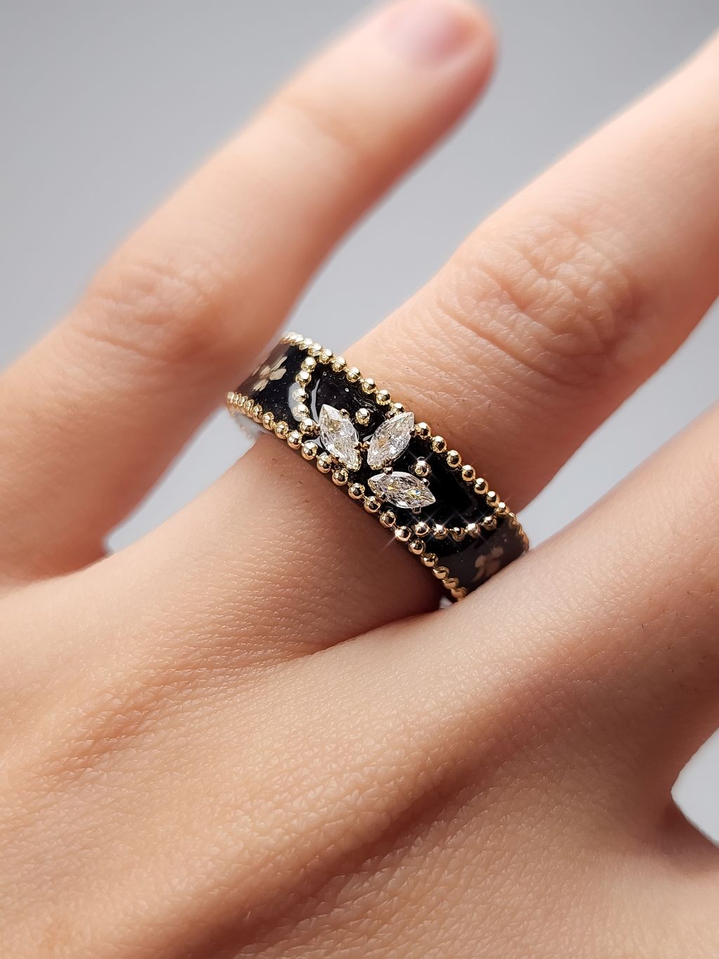 Timora Ring in Midnight Moon