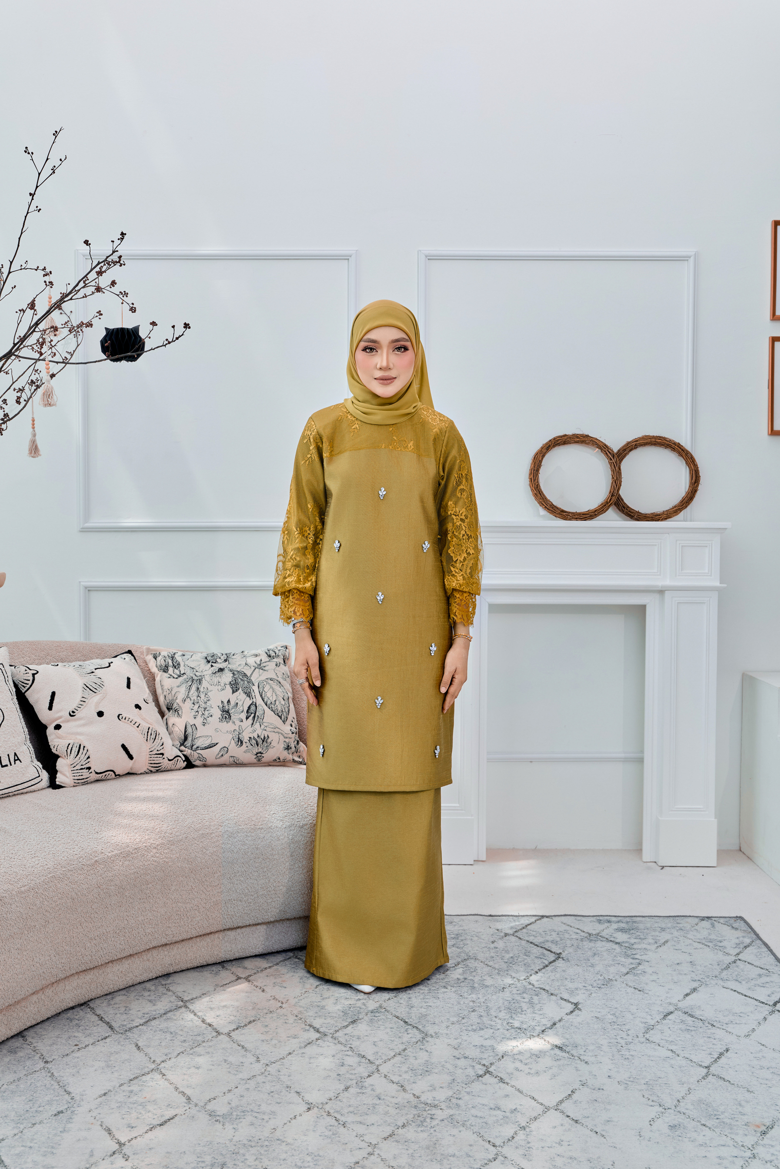 Golden Olive - 1