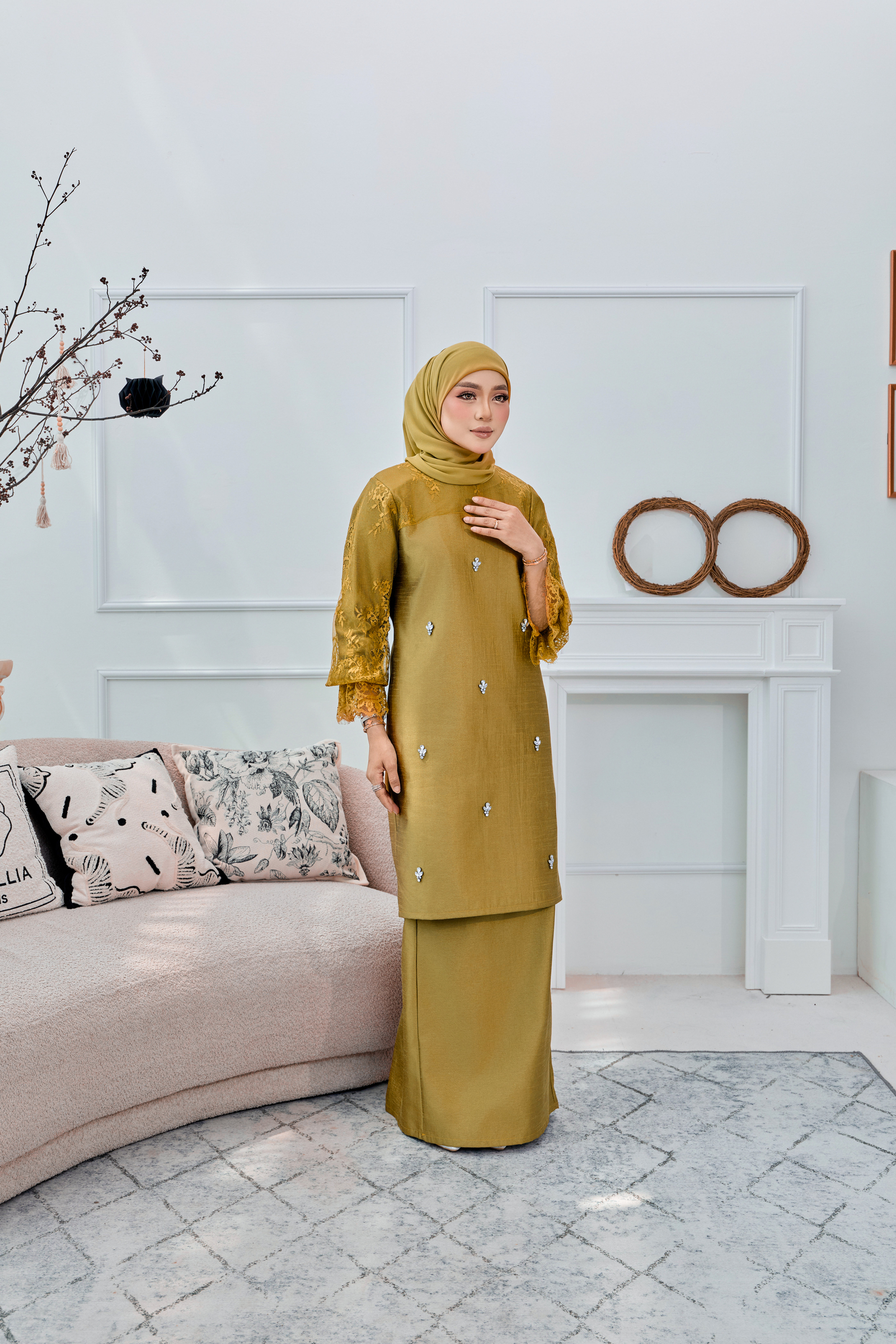 Golden Olive - 4