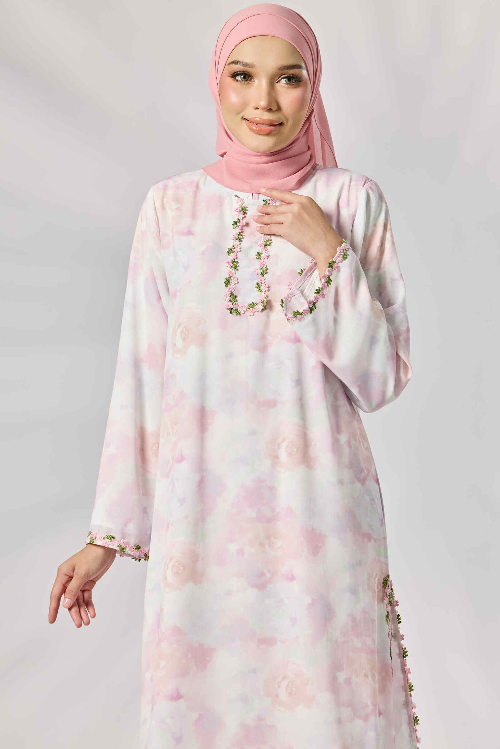 QAAMNIE32845