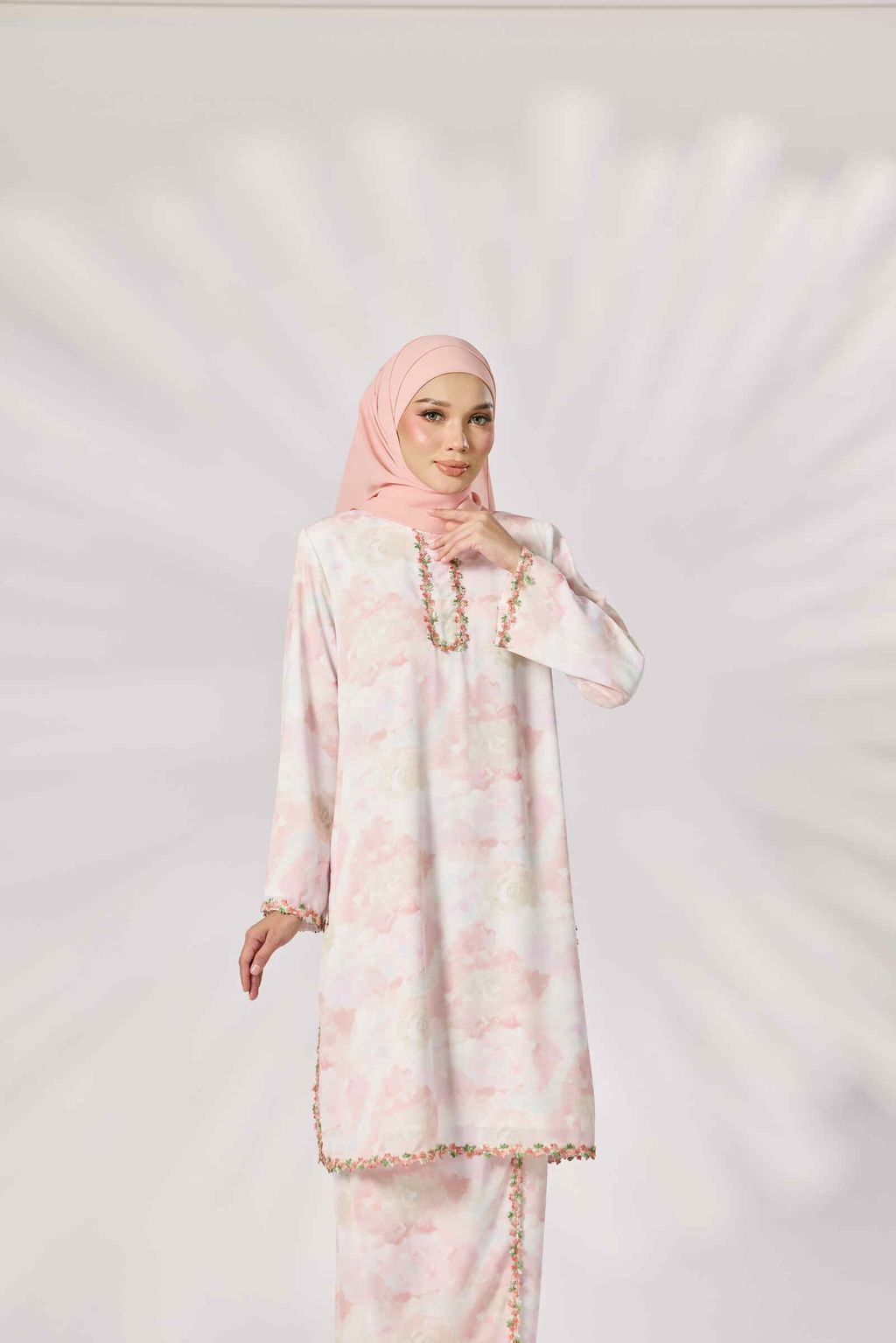 QAAMNIE32918