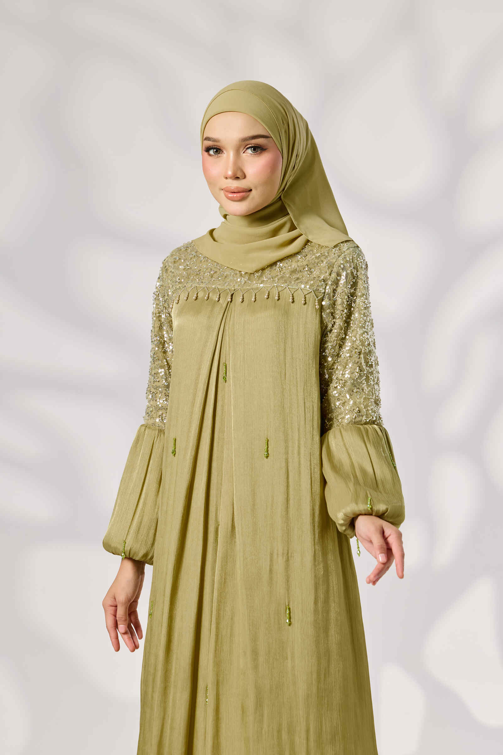 QAAMNIE32811