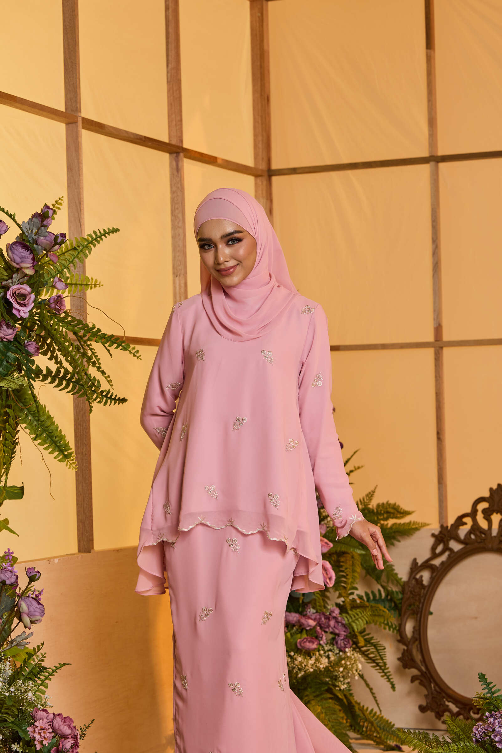 QAAMNIE6272