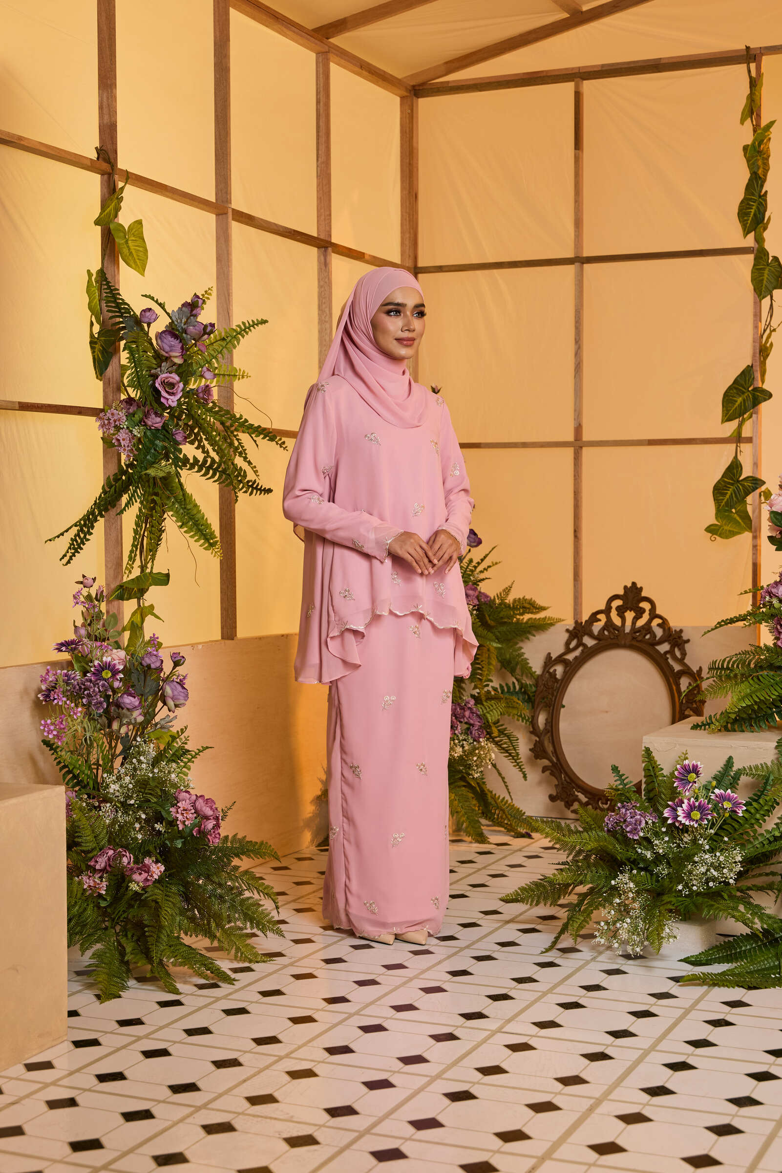 QAAMNIE6257