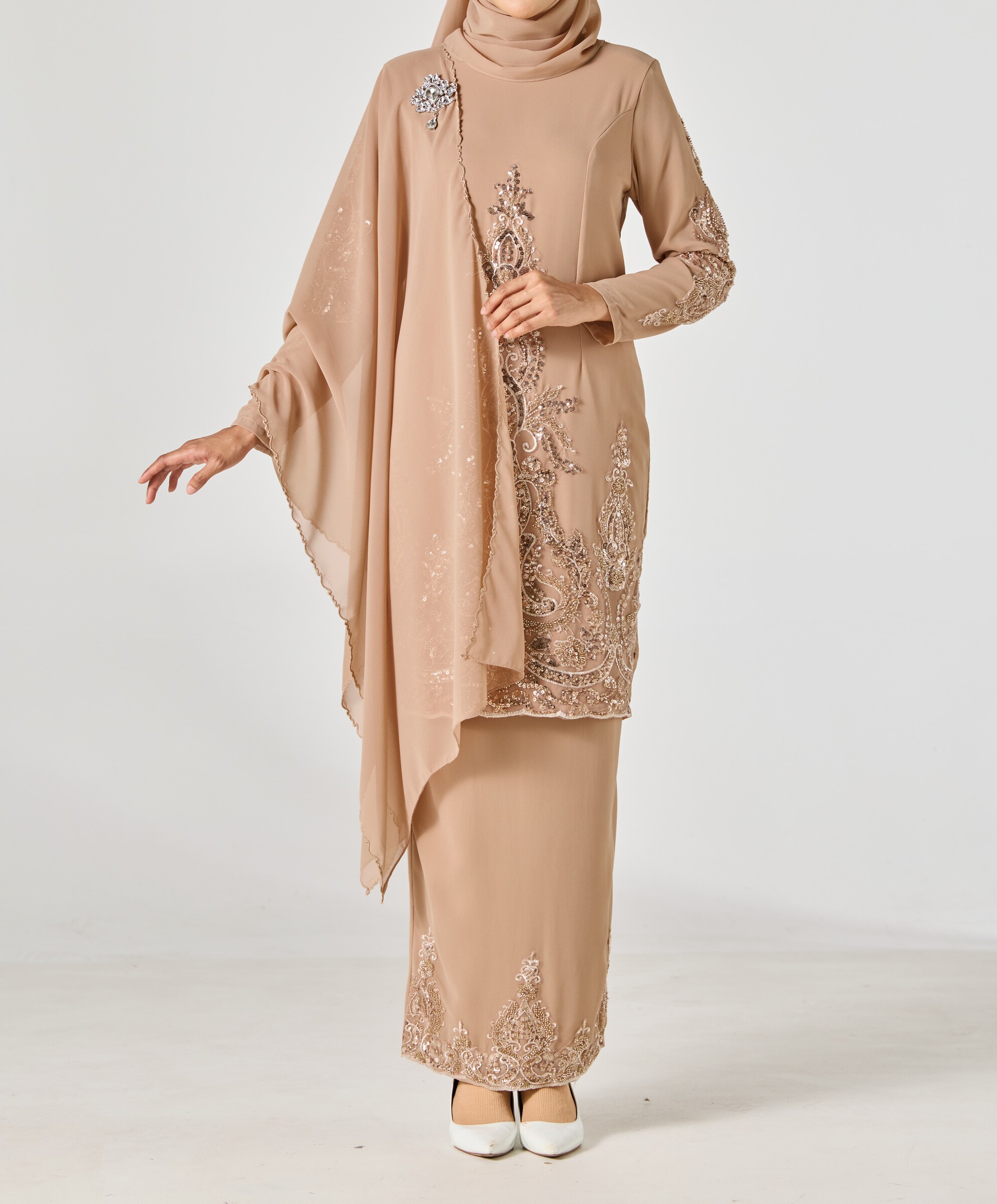SAND BEIGE