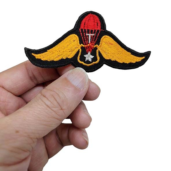 Malaysian Army Parachutist Embroidered Badge Patch Sayap Terjun 2