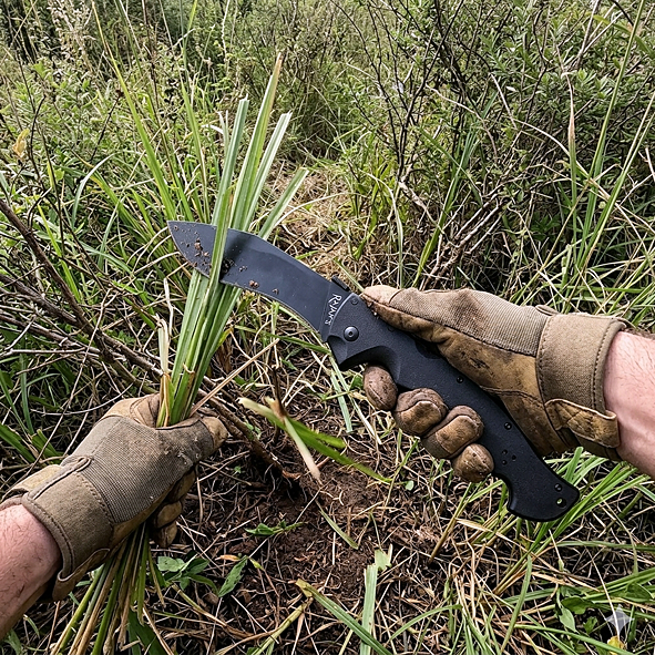 Cold Steel Rajah 2 Black Cutting