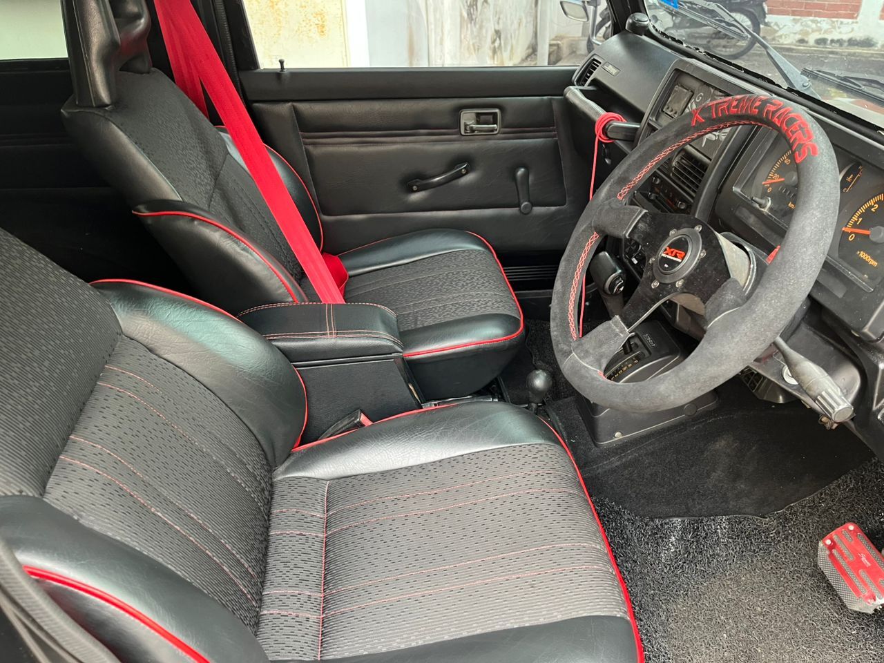 1982 Suzuki Jimny 1.3(A) Driver Seat