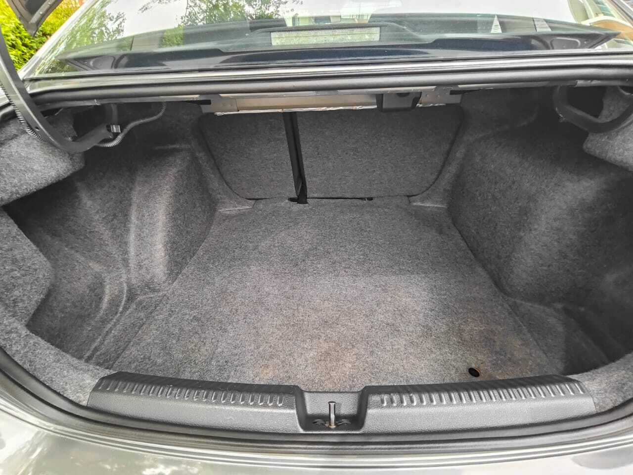 Volkswagen Polo 1.6 (A) 2014 Boot