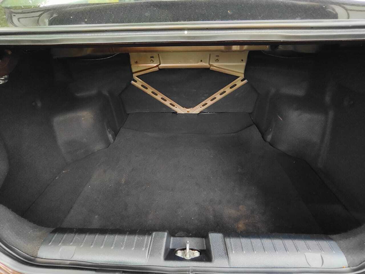 Proton Persona 1.6 (A) 2016 Boot