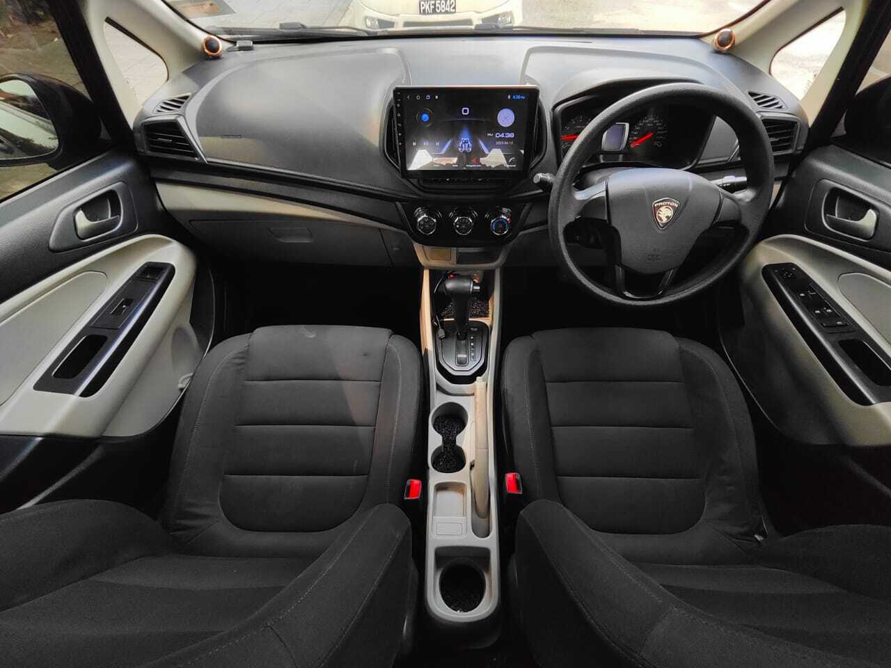 Proton Persona 1.6 (A) 2016 Front Seats