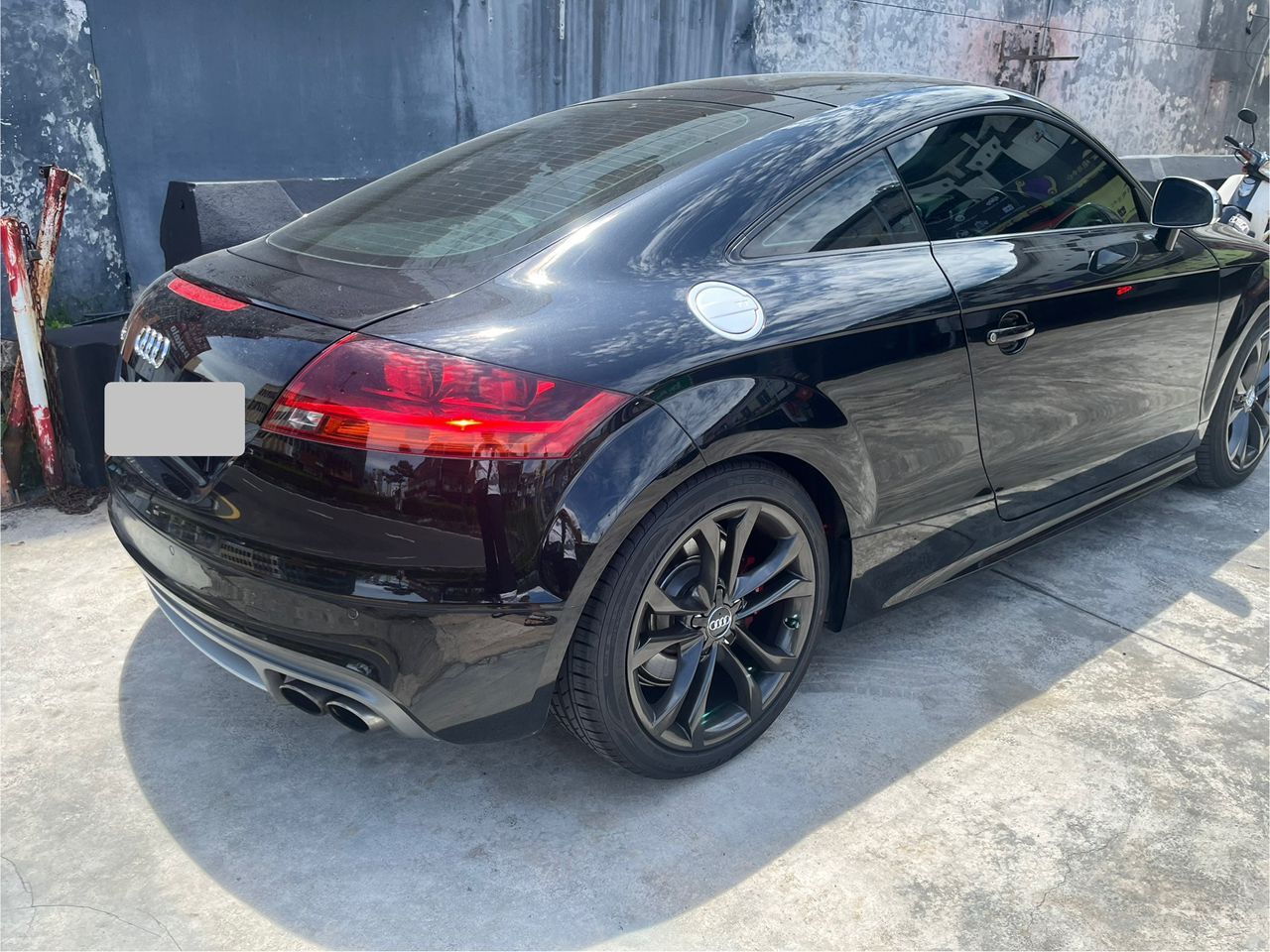 Audi TTS Mk2 20082012 Audi TTS 2.0 (A) Back Right