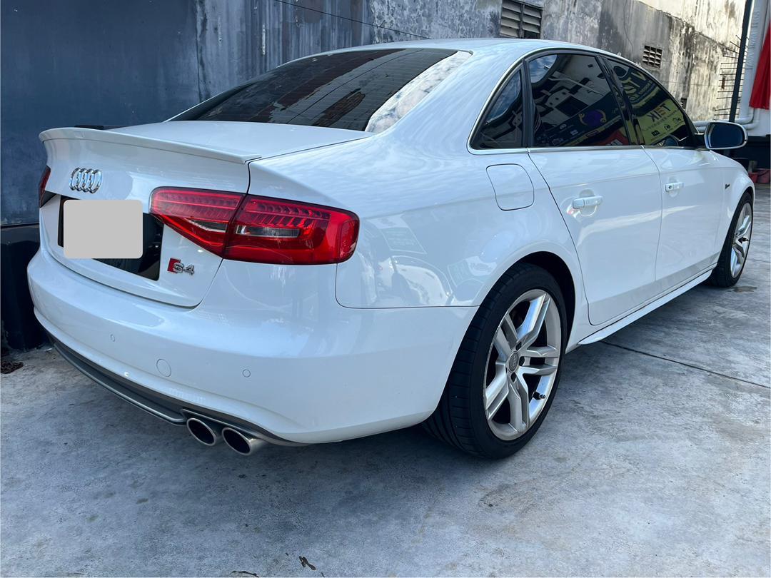 Audi A4 2013 (B8.5 Facelift) – Full S4 Body Kit Back Right