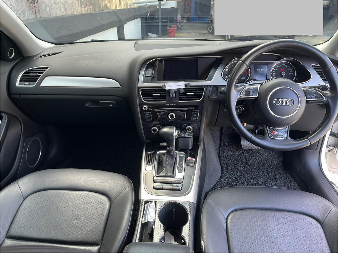 Audi A4 2013 (B8.5 Facelift) – Full S4 Body Kit Front Seat