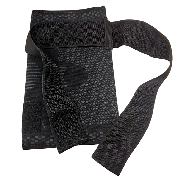 Compression Knee Sleeve With Strap 1