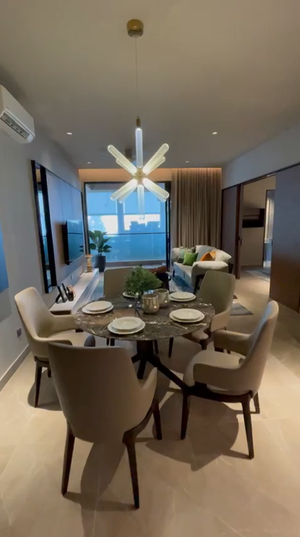 Antara Genting Dinner Table