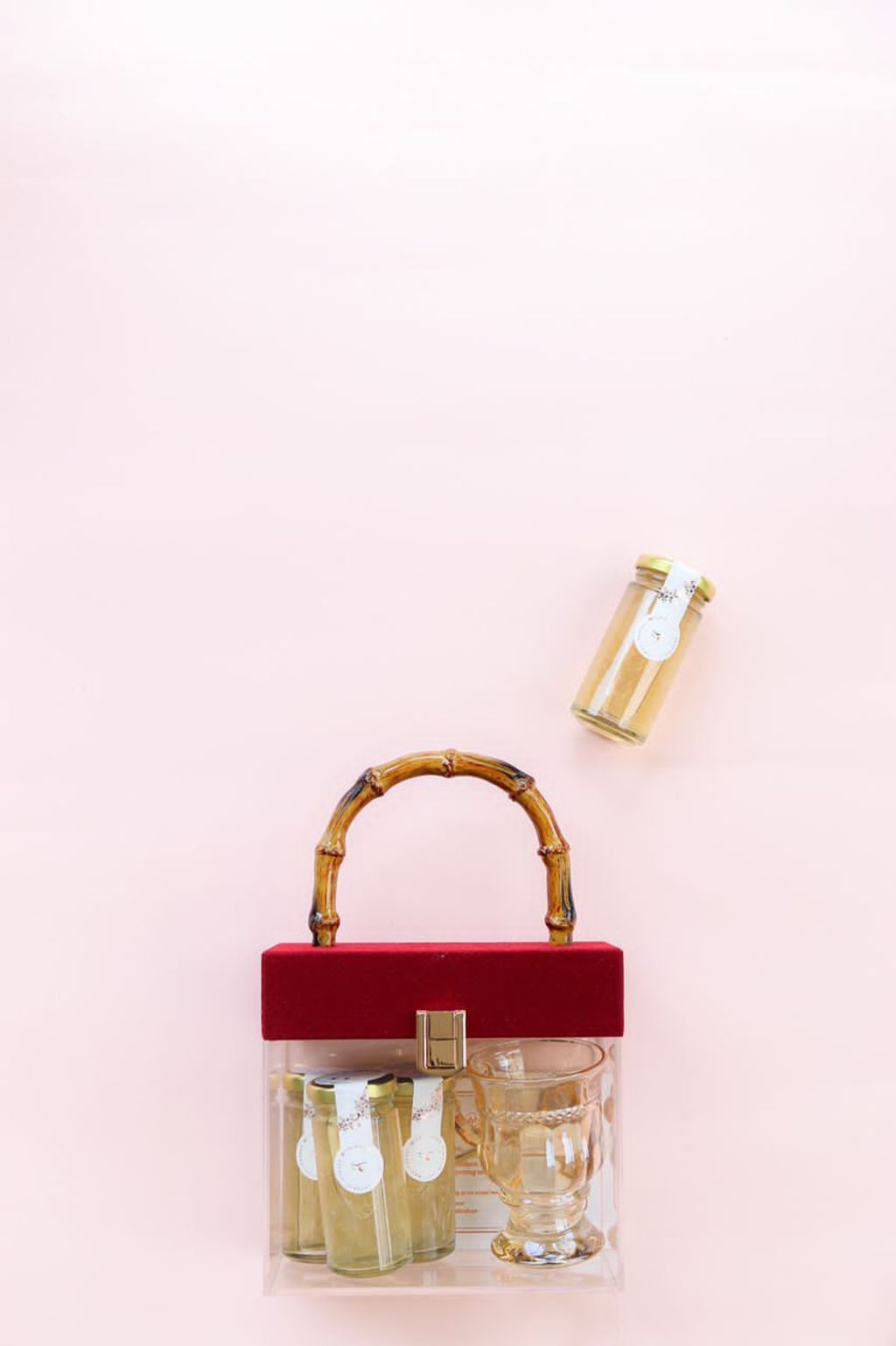 17eea979-46d2-475d-8ac3-ceee5c56d2b5