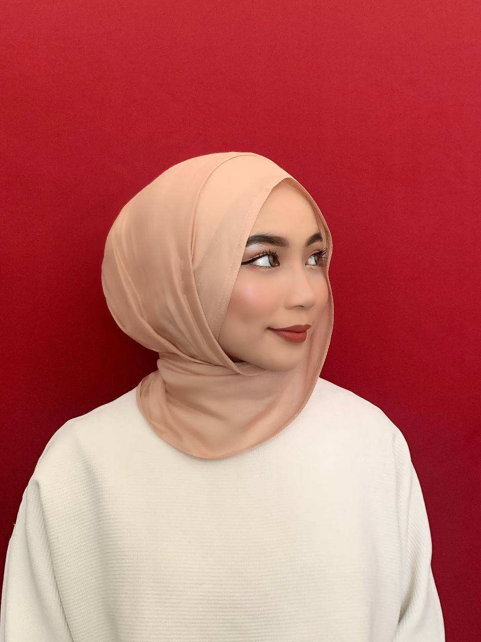 modal-shawl-in-salmon