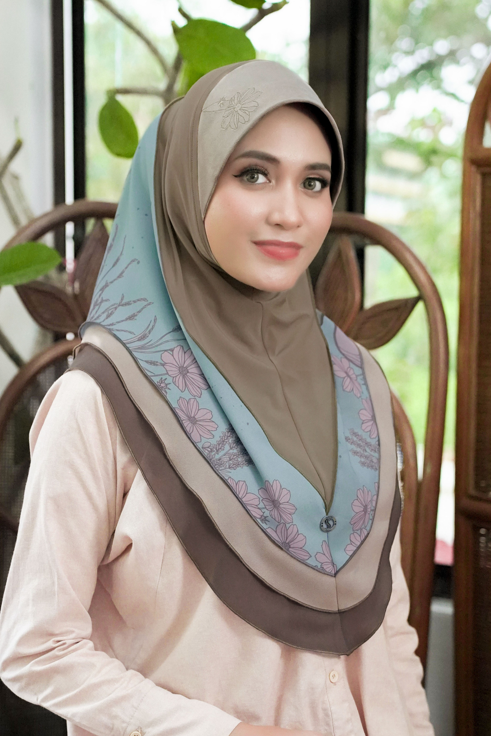 ayang_0016_SRH08943_1