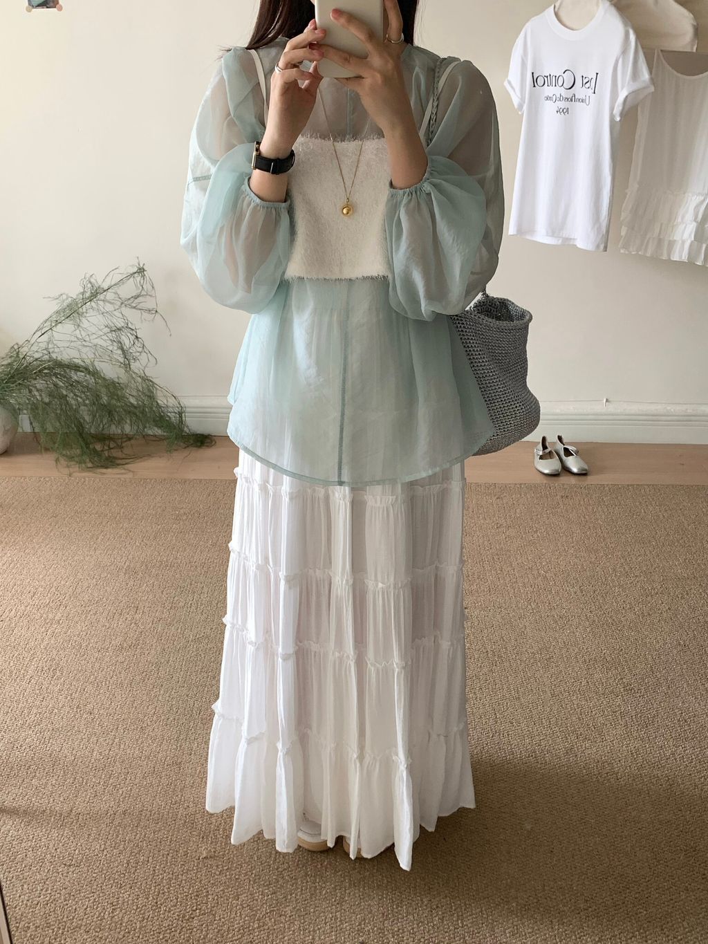translucent-glossy-top-fashion.jpg