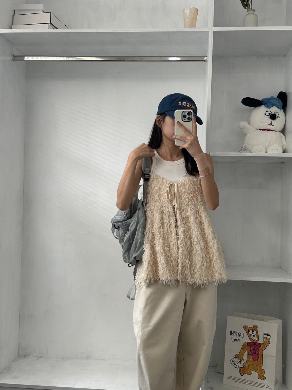 soft-japan-style-furry-vest.jpg