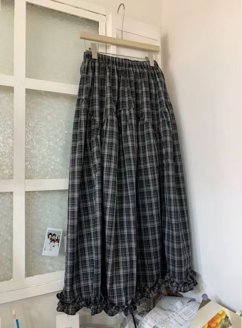 gingham-cake-skirt-oversize.jpg