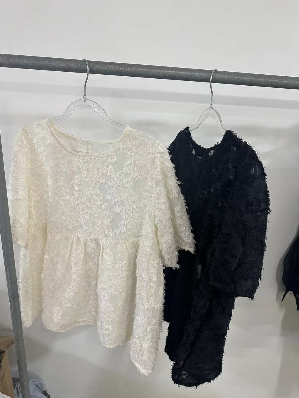 romantic-puff-sleeve-floral-blouse.jpg