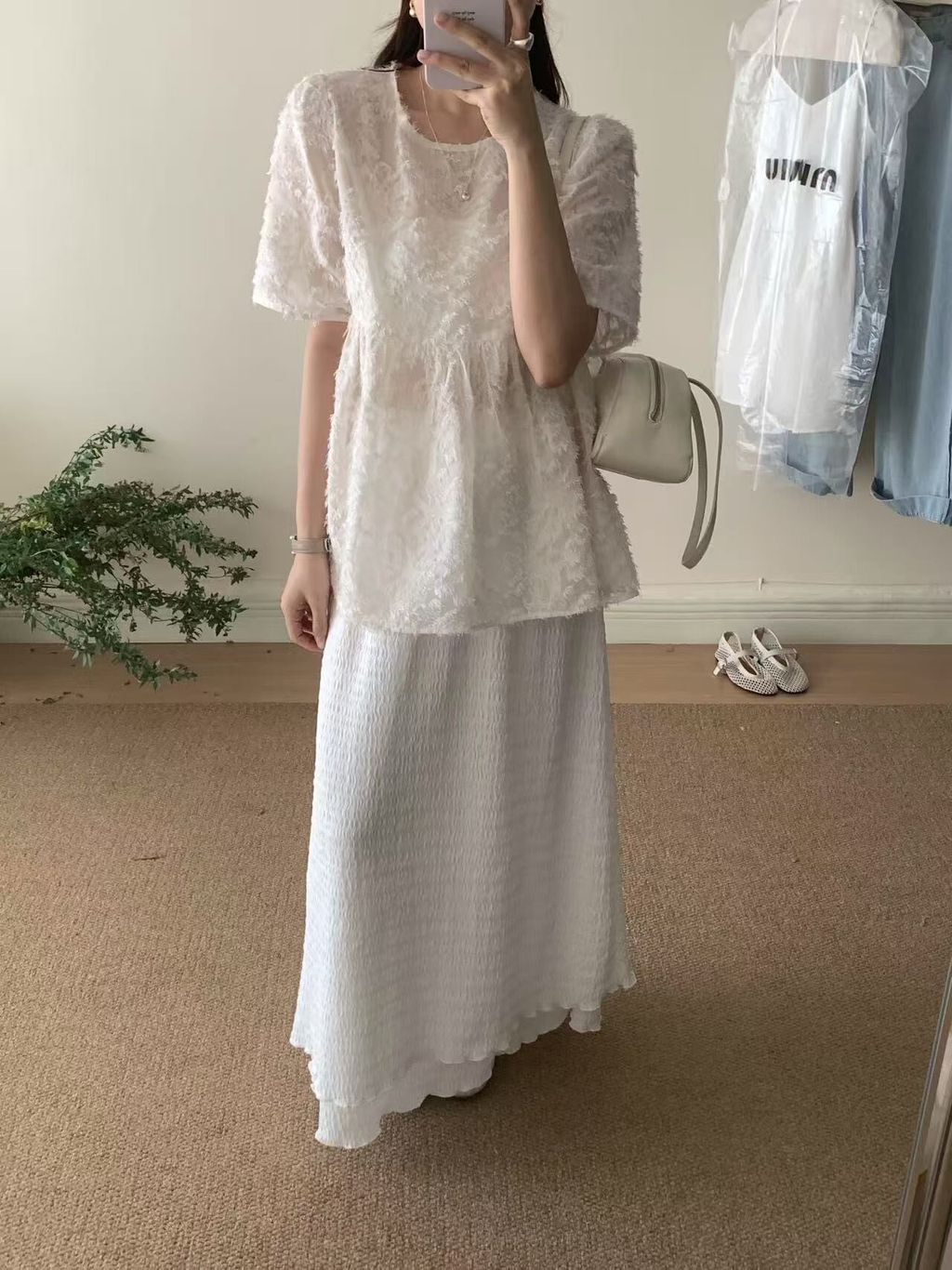 japanese-floral-puff-sleeve-top.jpg