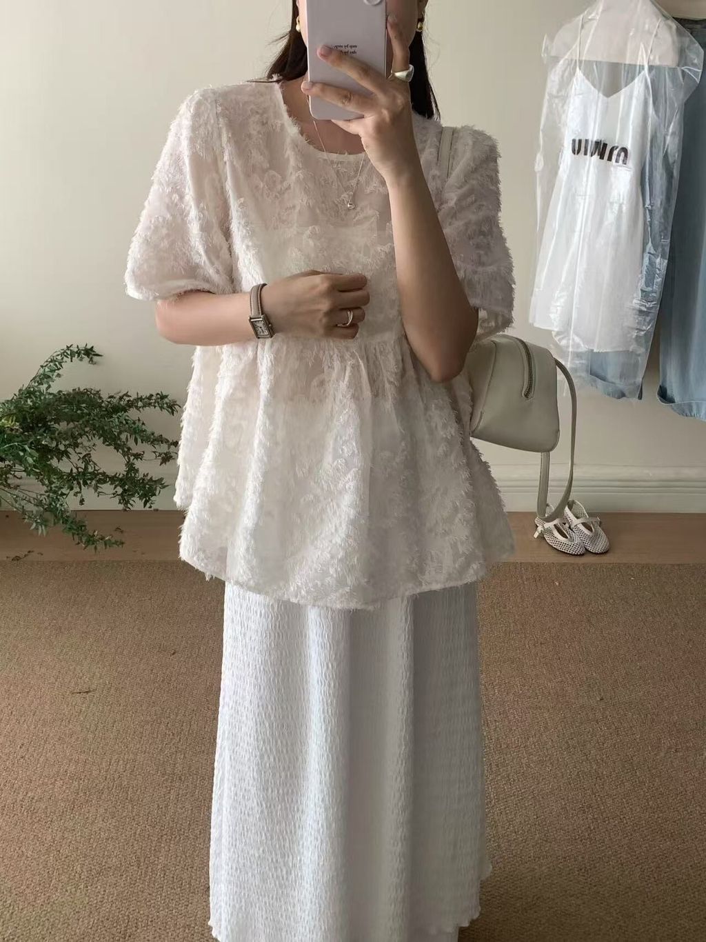 puffy-sleeve-floral-print-shirt.jpg