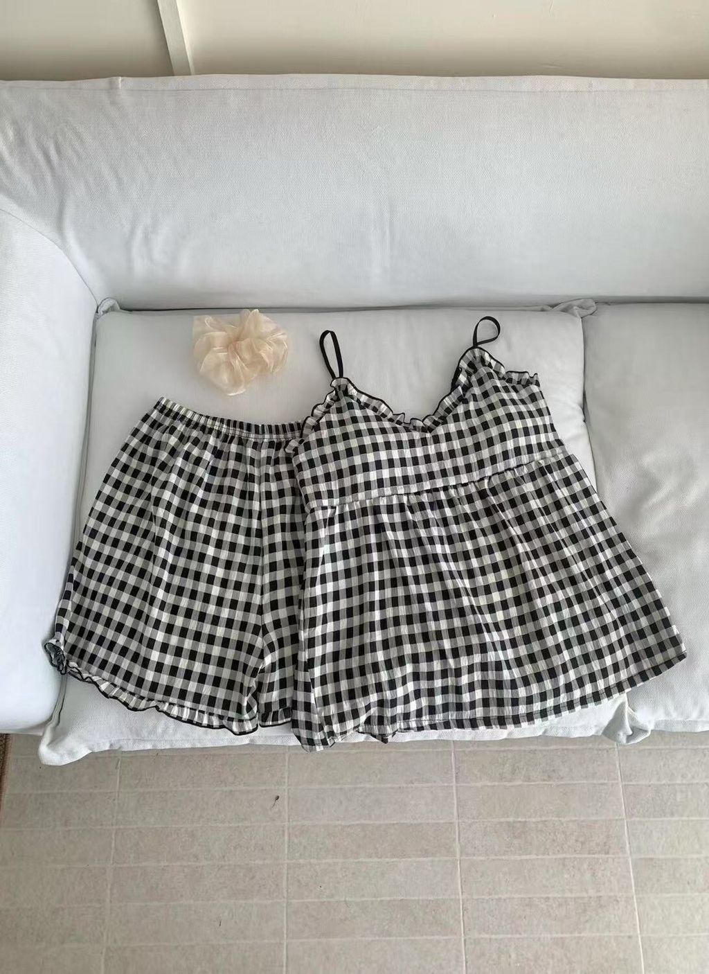 comfy-girl-sleepwear-set.jpg