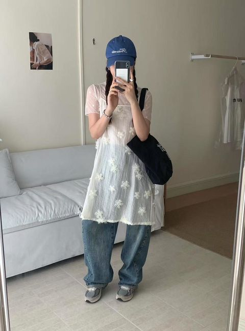 floral-world-cover-top.jpg