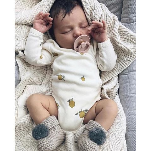 tw-11134207-23010-zsgjo7dm5omv74