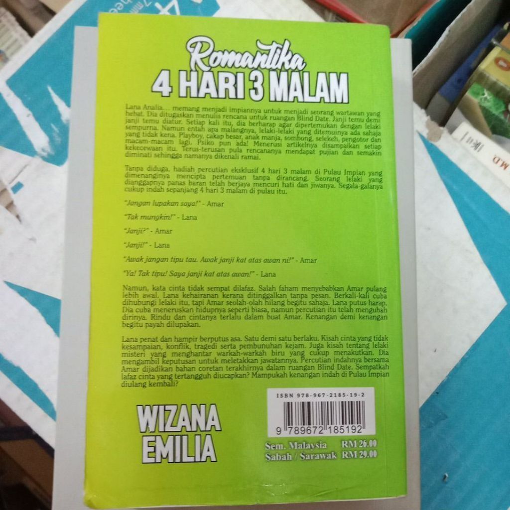 sg-11134201-823q0-mok0lelmg9vz2a