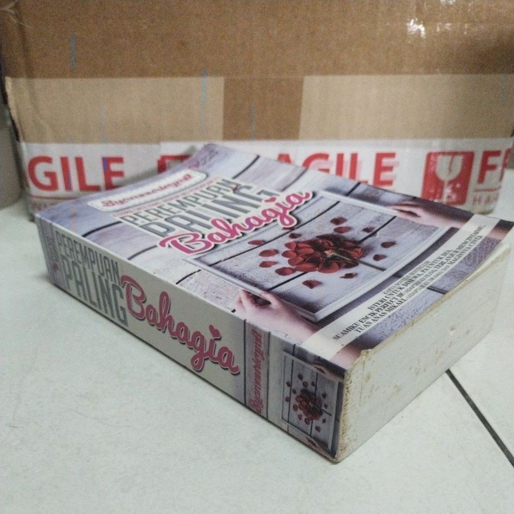 sg-11134201-823o9-mok0mofmg8b005