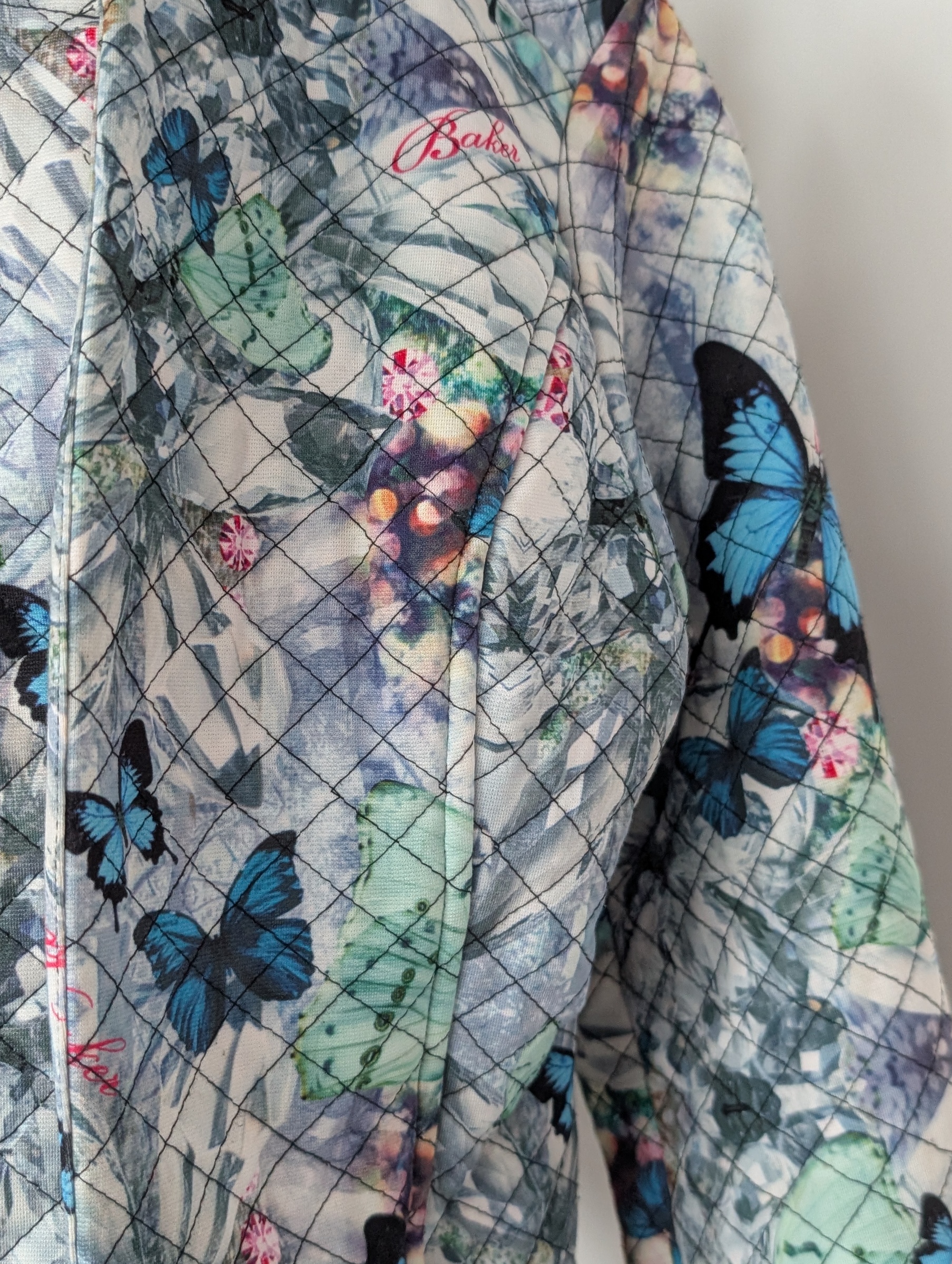 PXL_20251101_043510748