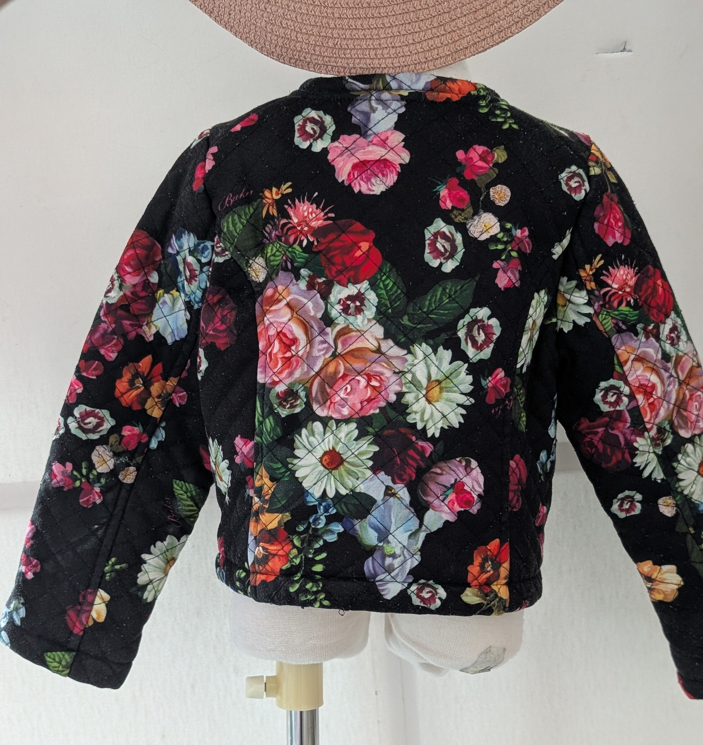 PXL_20251101_042743953.PORTRAIT.ORIGINAL