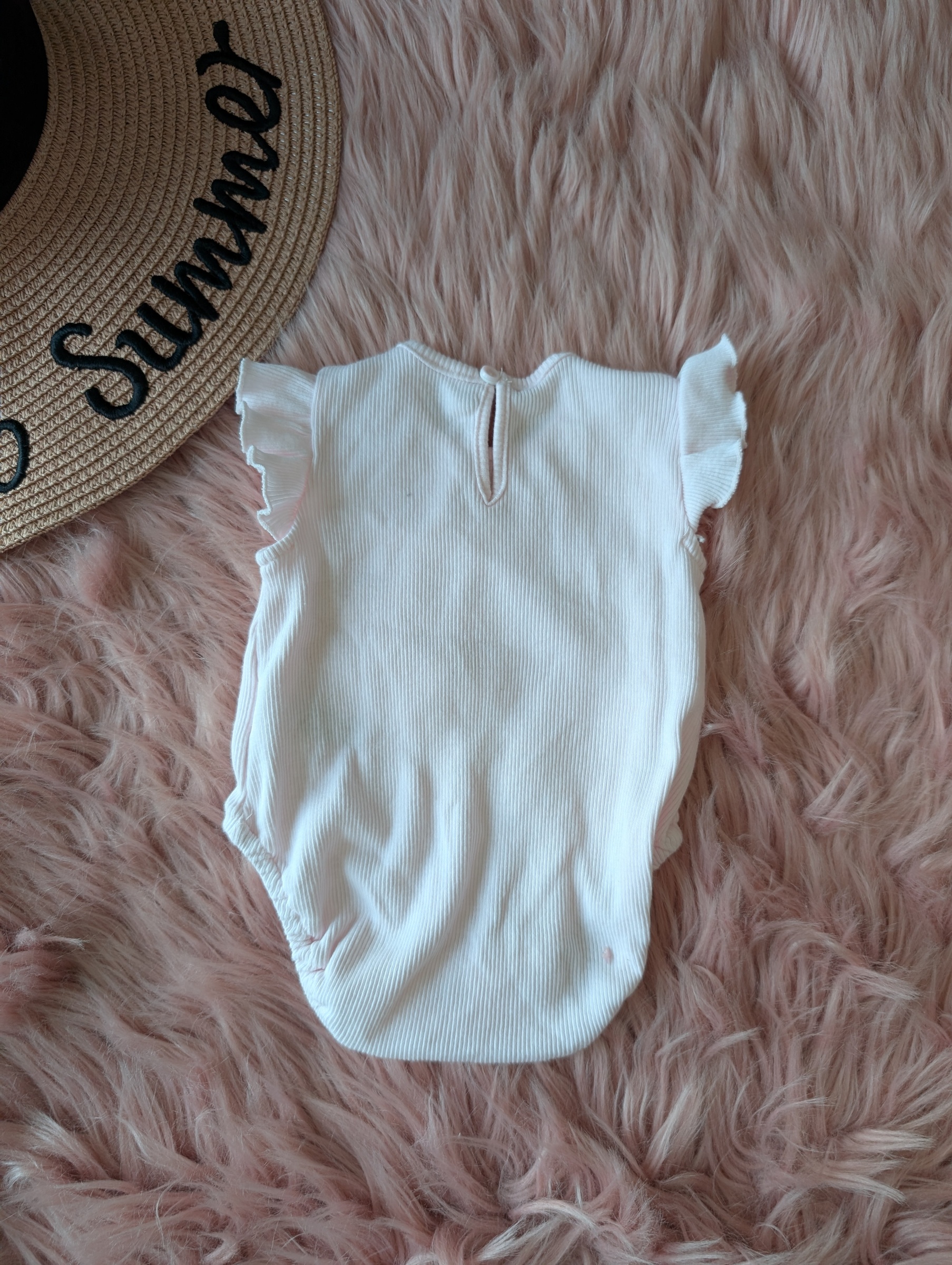 PXL_20251122_022017900