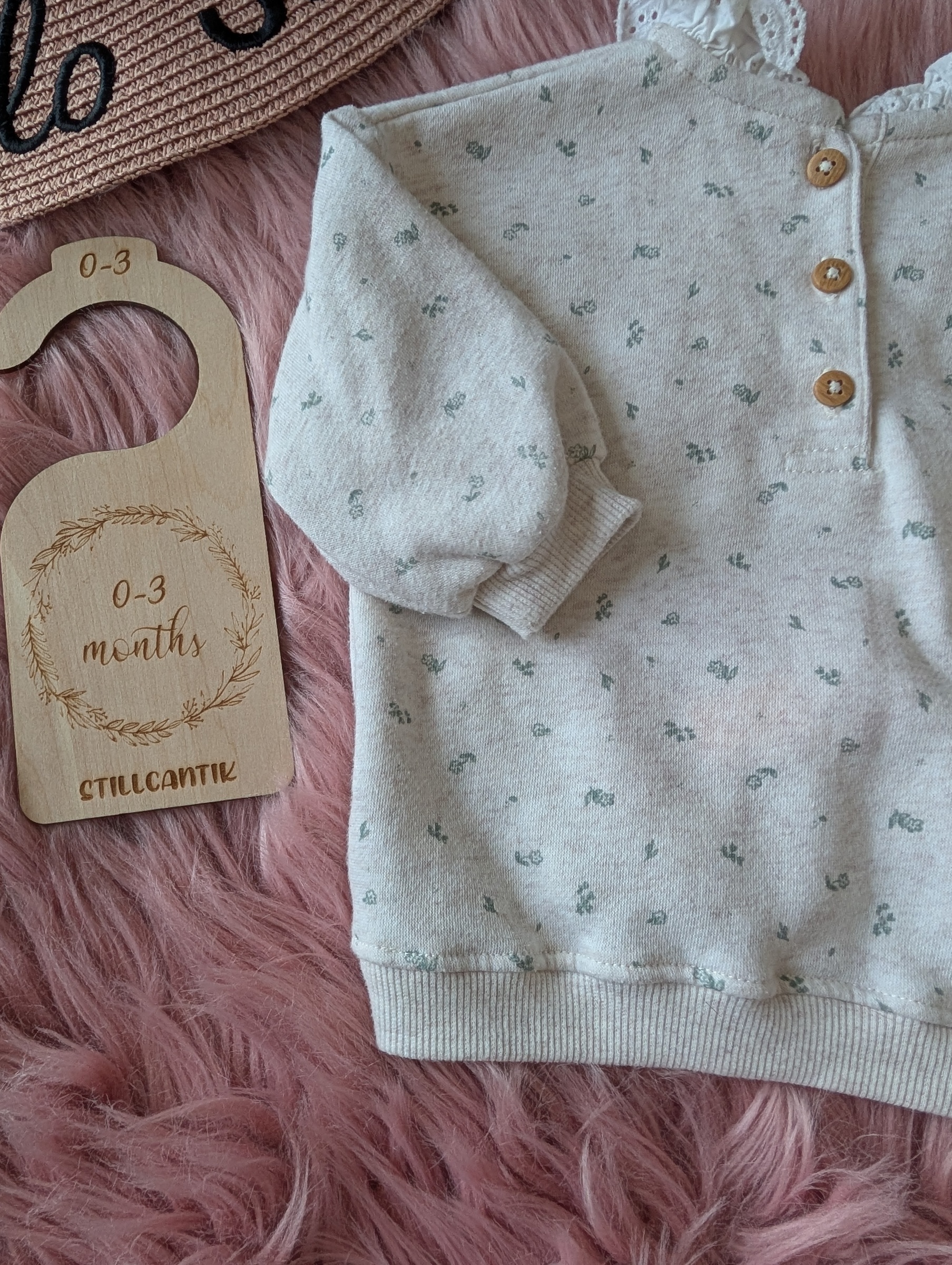 PXL_20251122_023029923