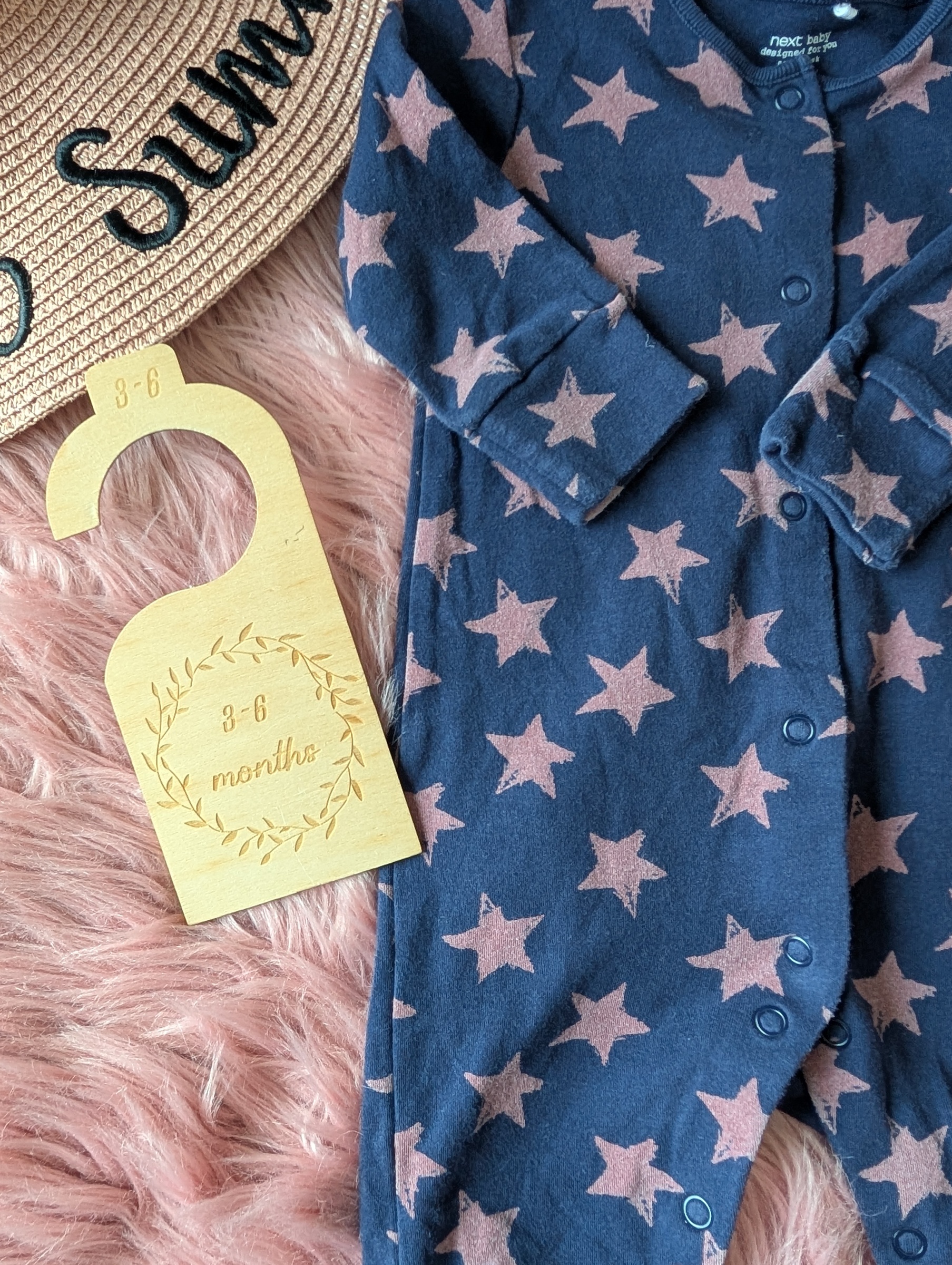 PXL_20251122_024400251