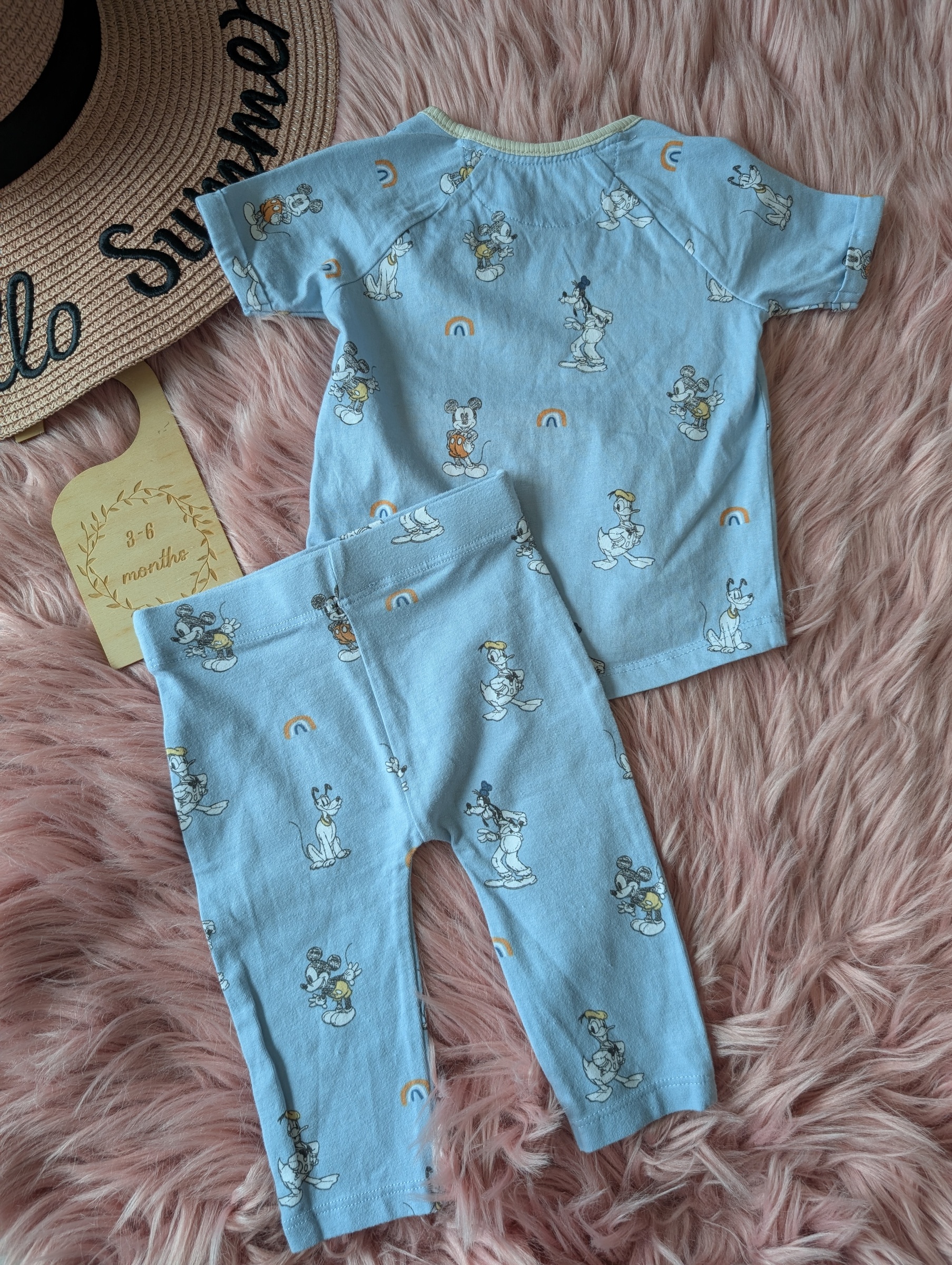 PXL_20251122_025133496