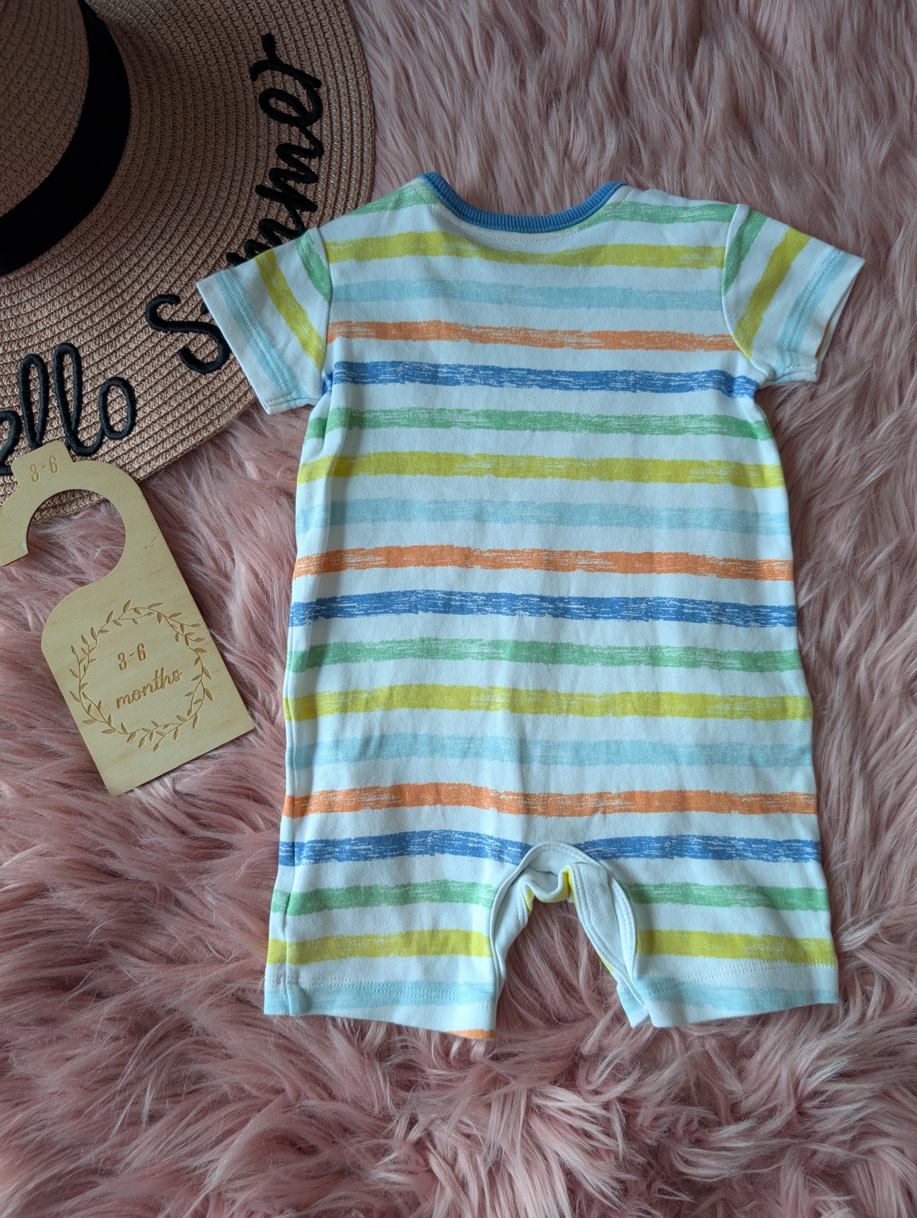 PXL_20251122_024133302