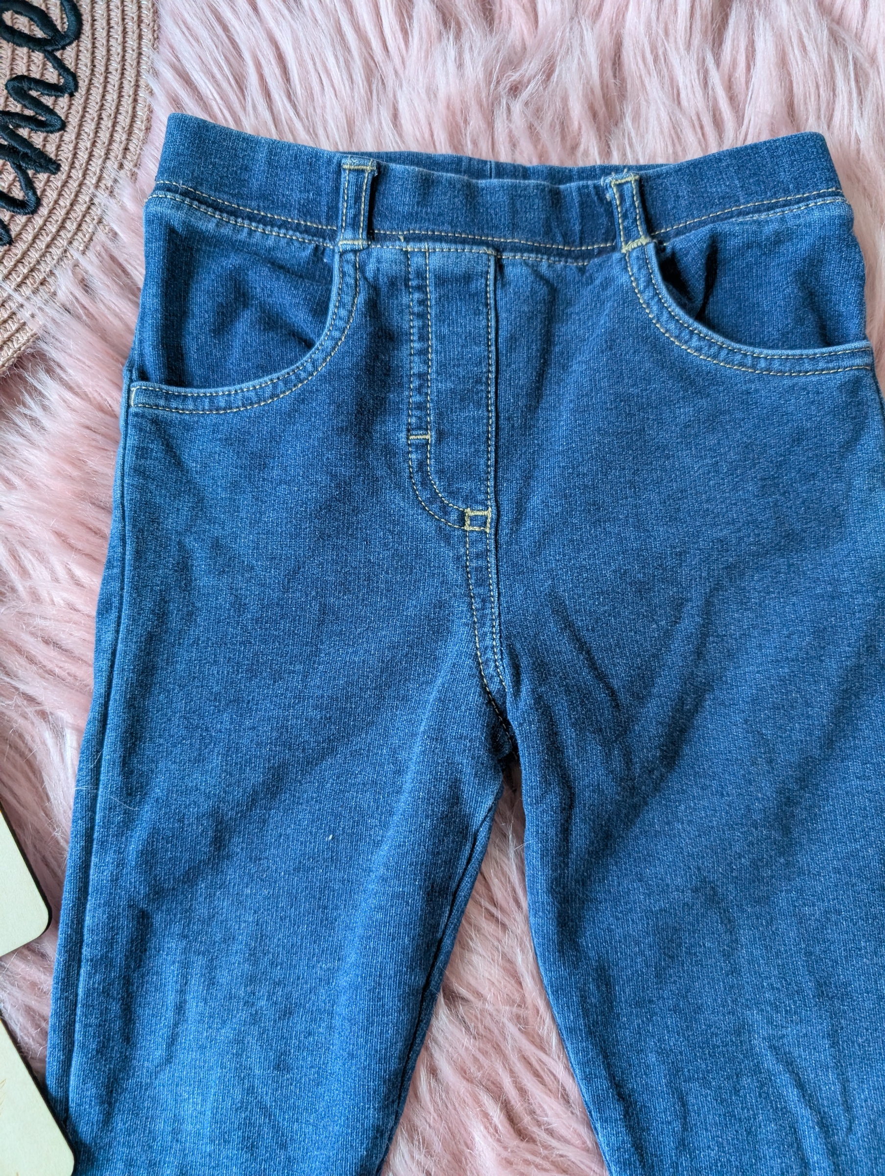 PXL_20251122_030504548