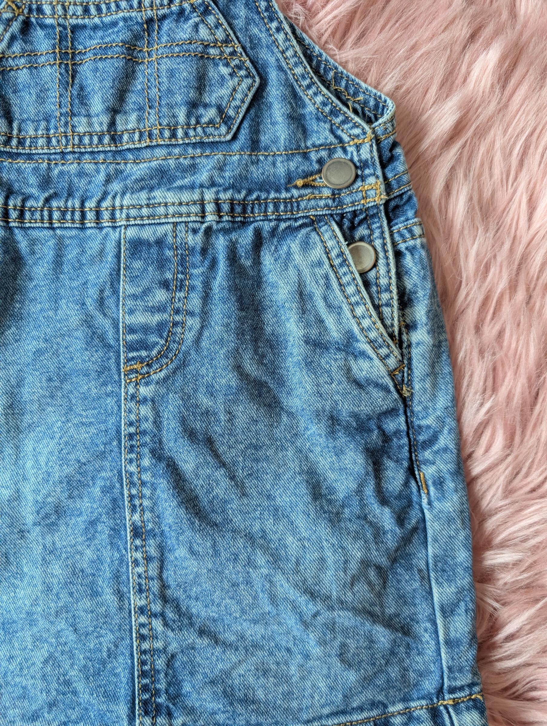 PXL_20251122_030649759