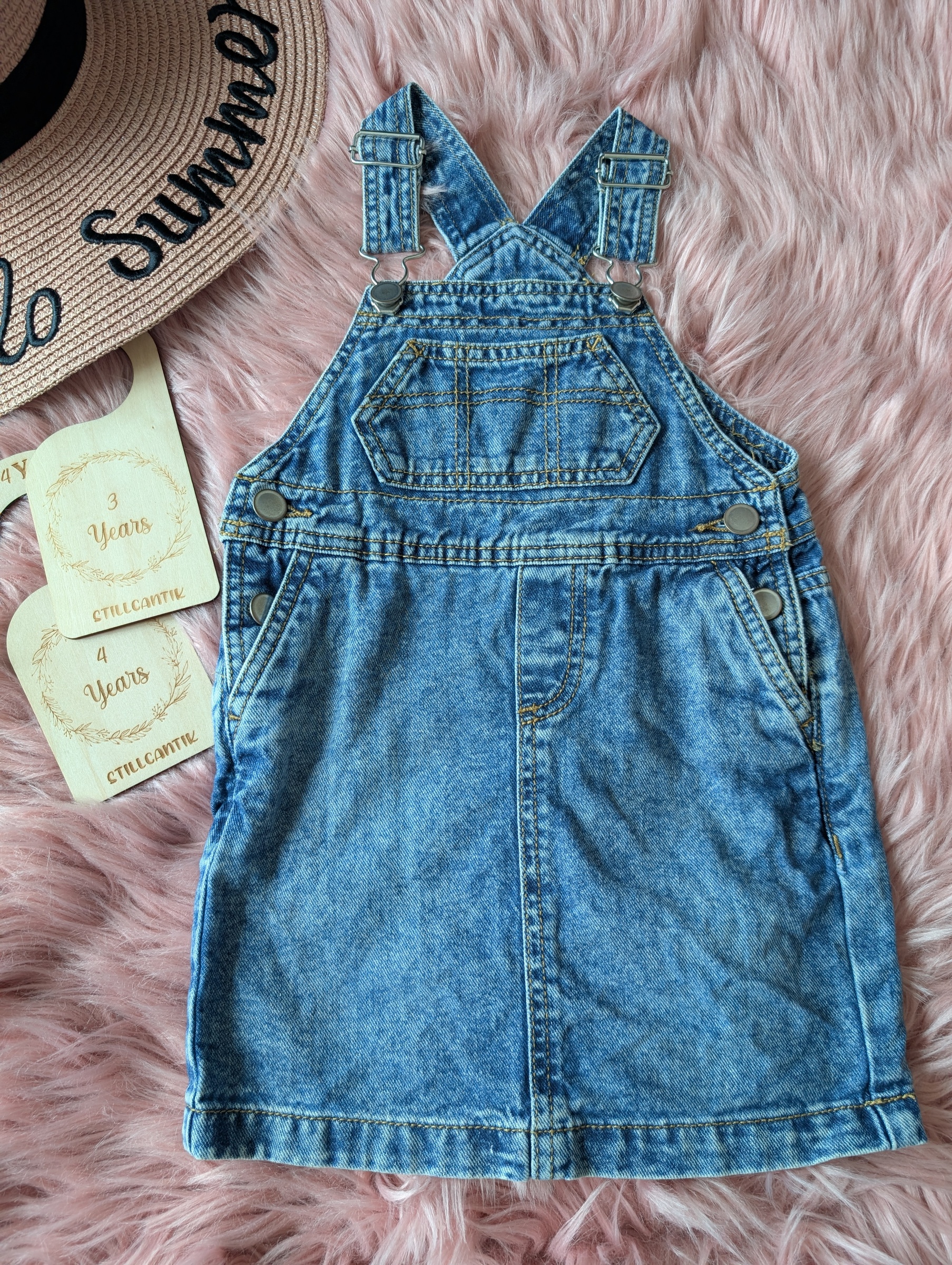 PXL_20251122_030646677